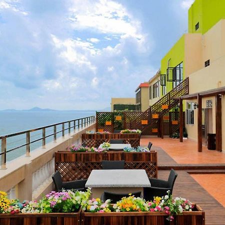 Vienna Classic Hotel Guangdong Yangxi Moon Bay Exterior foto