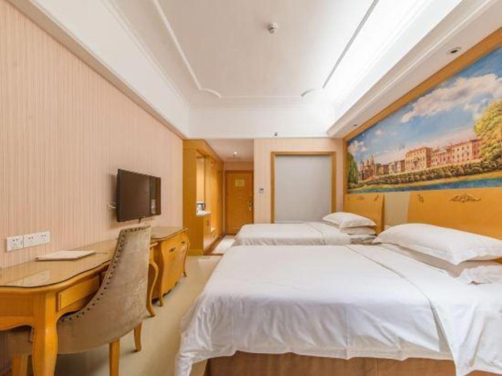 Vienna Classic Hotel Guangdong Yangxi Moon Bay Exterior foto
