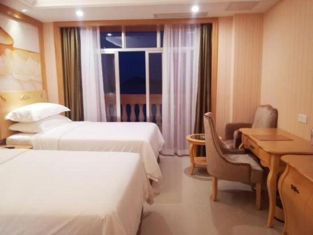 Vienna Classic Hotel Guangdong Yangxi Moon Bay Exterior foto