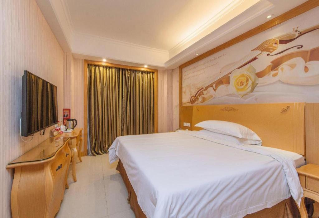 Vienna Classic Hotel Guangdong Yangxi Moon Bay Exterior foto