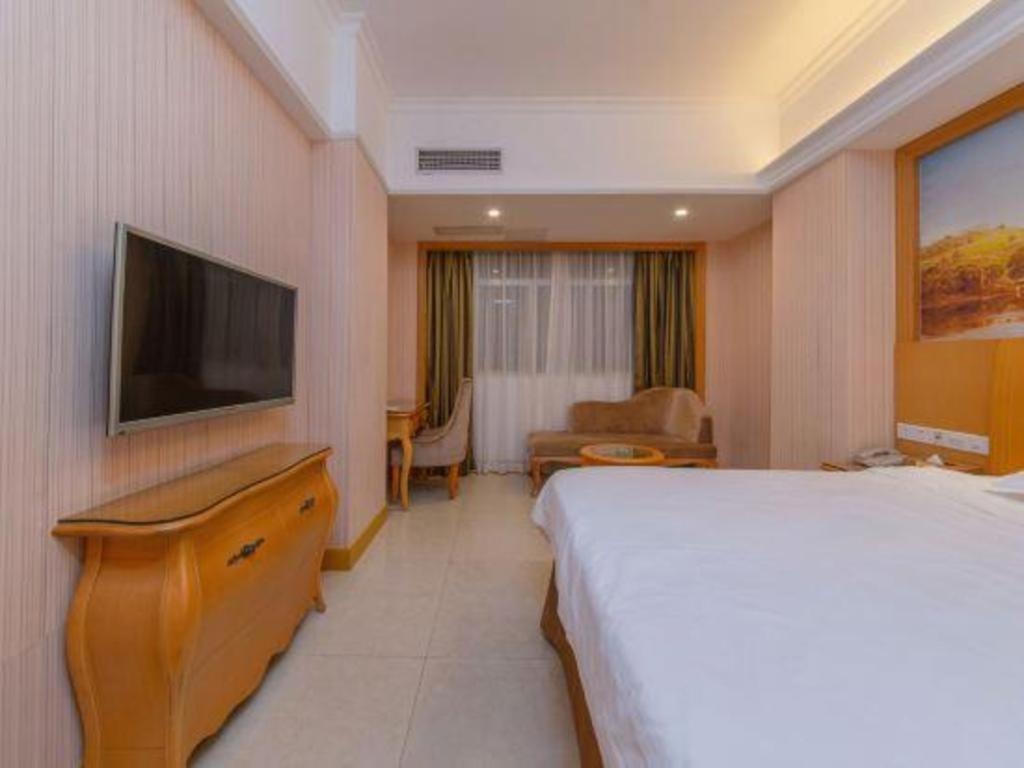 Vienna Classic Hotel Guangdong Yangxi Moon Bay Exterior foto
