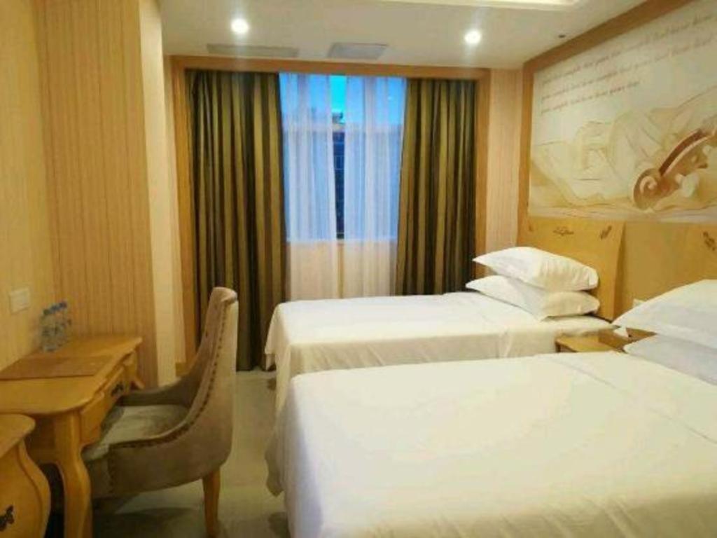Vienna Classic Hotel Guangdong Yangxi Moon Bay Exterior foto