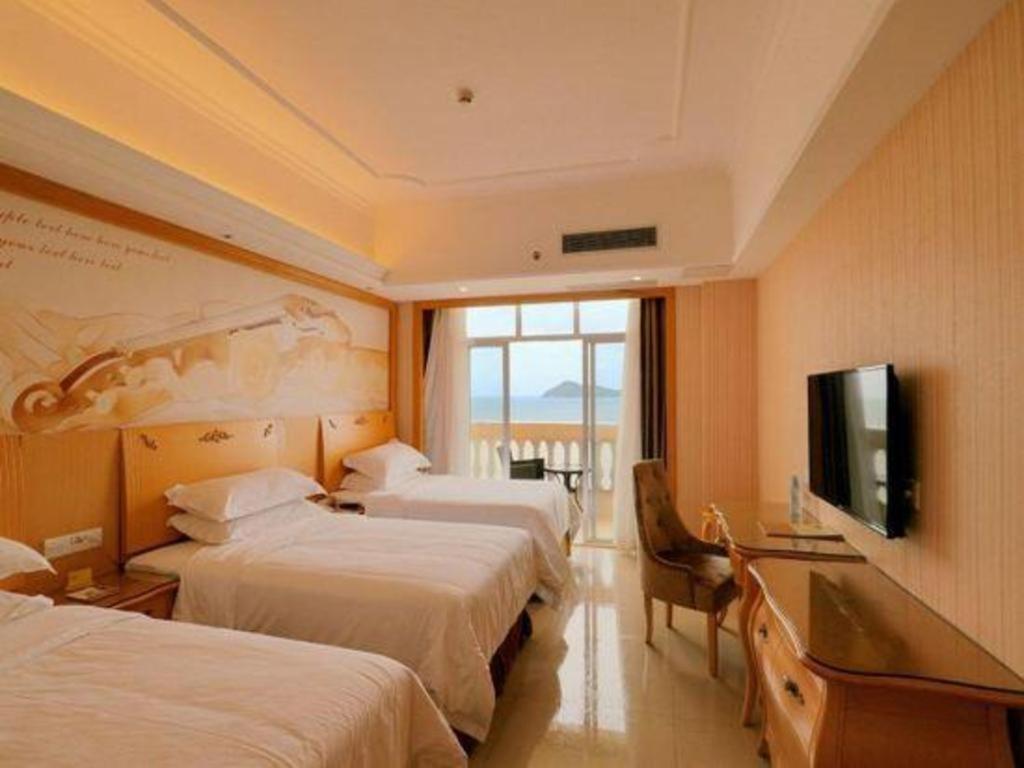 Vienna Classic Hotel Guangdong Yangxi Moon Bay Exterior foto