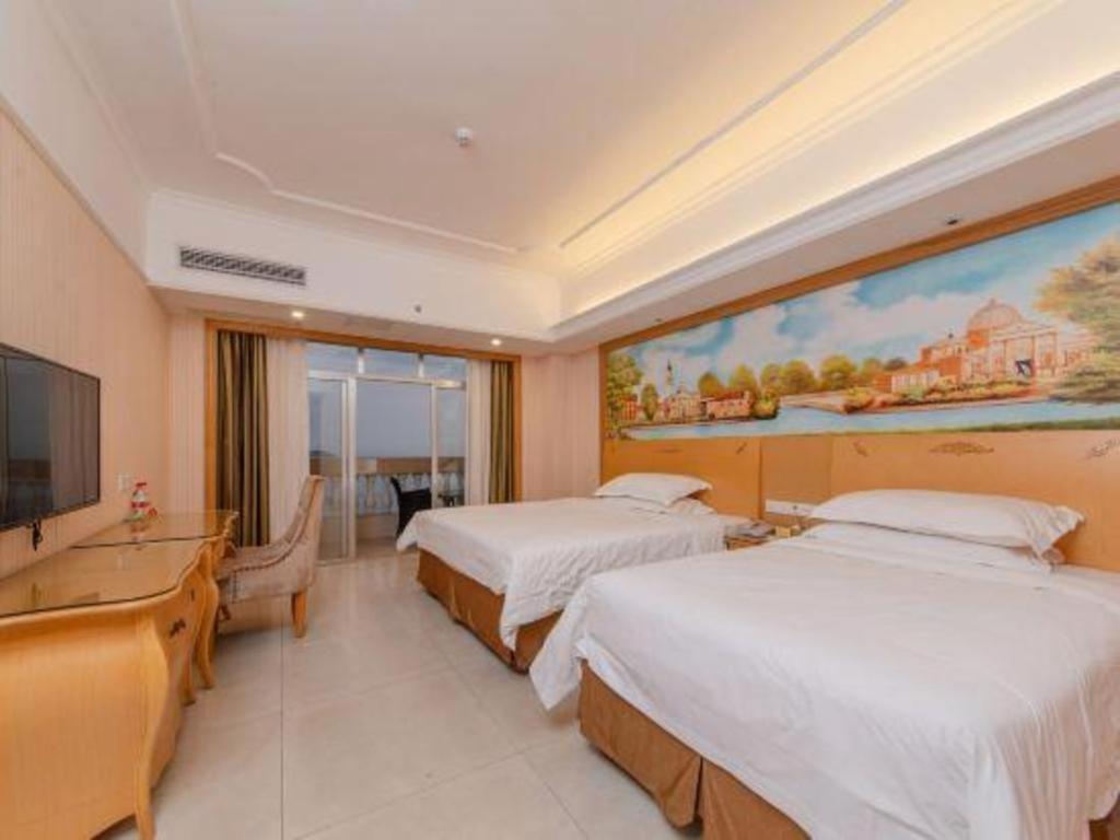 Vienna Classic Hotel Guangdong Yangxi Moon Bay Exterior foto